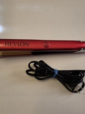 Revlon Red Hair Straightener - Sleek Ceramic Flat Iron